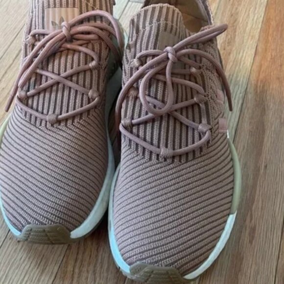Adidas , 10, NMD_W1, peach/maroon - Picture 2 of 3